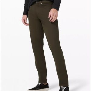 Men’s Lululemon ABC Pant Classic 34"
Warpstreme